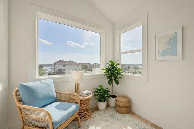 4444 Shady Lake Drive, Seabrook, TX 77586