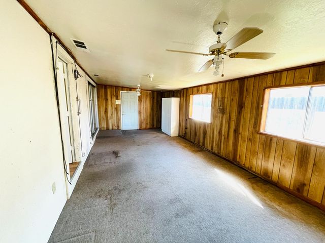 624 Bowlen Dr, West Sacramento, CA 95605