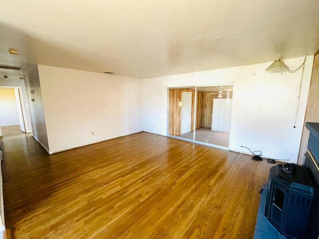 624 Bowlen Dr, West Sacramento, CA 95605