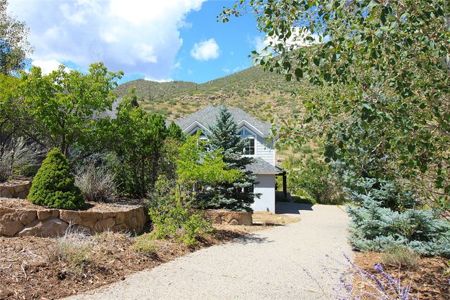 5385 Quemazon Place, Los Alamos, NM 87544