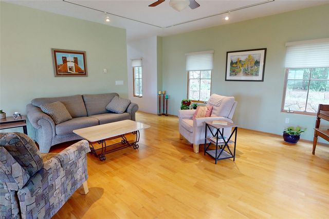 5385 Quemazon Place, Los Alamos, NM 87544