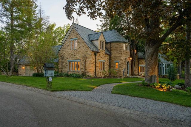 3452 Crestwood Drive, Madison, WI 53705