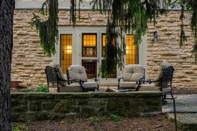 3452 Crestwood Drive, Madison, WI 53705