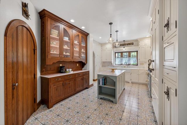 3452 Crestwood Drive, Madison, WI 53705