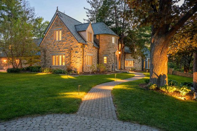 3452 Crestwood Drive, Madison, WI 53705