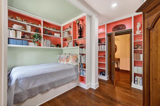 3452 Crestwood Drive, Madison, WI 53705