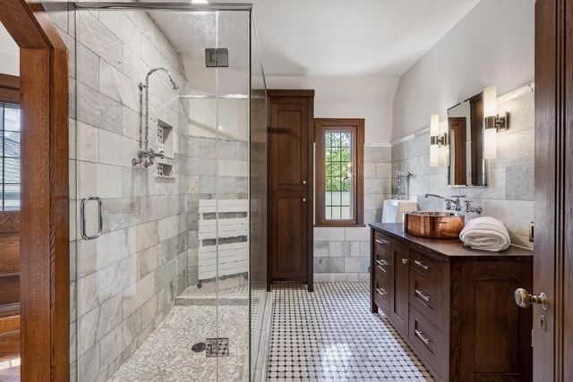 3452 Crestwood Drive, Madison, WI 53705