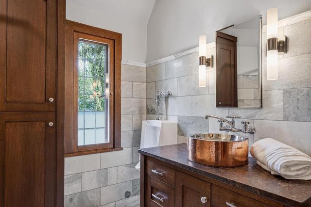 3452 Crestwood Drive, Madison, WI 53705