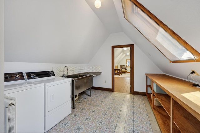 3452 Crestwood Drive, Madison, WI 53705