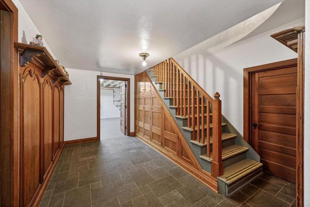 3452 Crestwood Drive, Madison, WI 53705