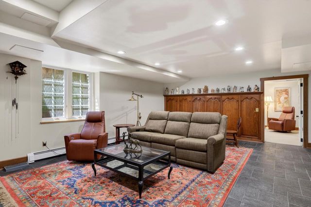3452 Crestwood Drive, Madison, WI 53705