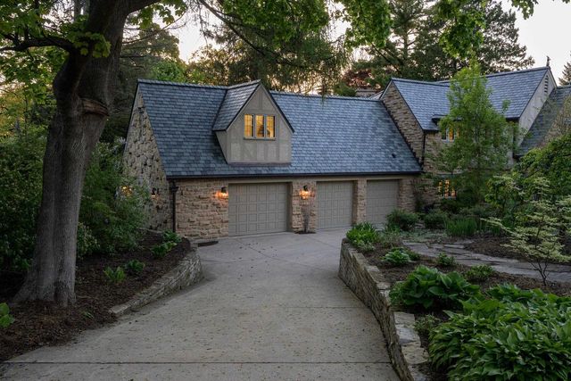 3452 Crestwood Drive, Madison, WI 53705