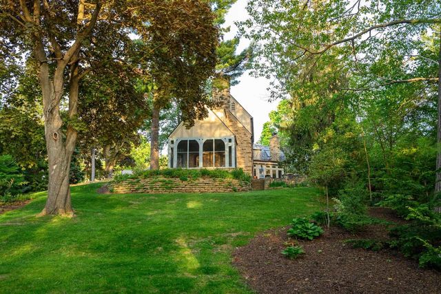 3452 Crestwood Drive, Madison, WI 53705