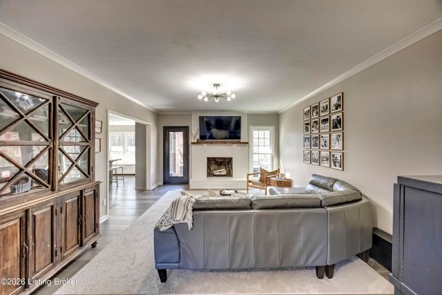 5318 Brookswood Rd, Crestwood, KY 40014