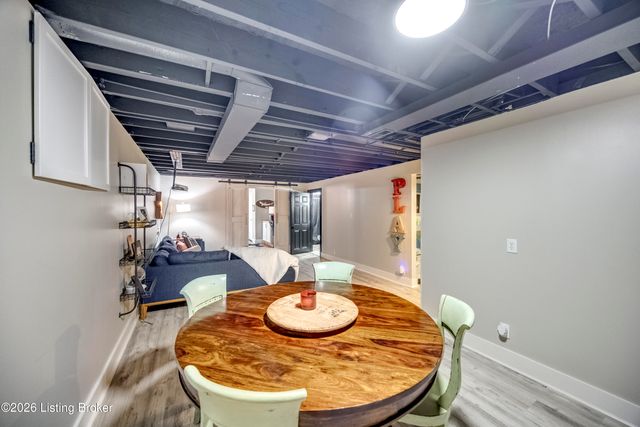 5318 Brookswood Rd, Crestwood, KY 40014