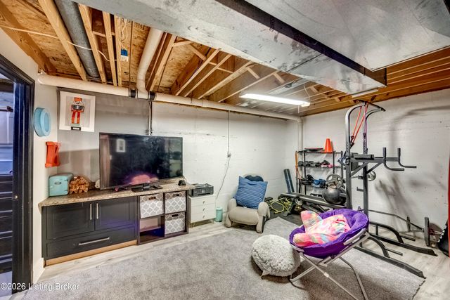 5318 Brookswood Rd, Crestwood, KY 40014