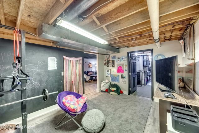 5318 Brookswood Rd, Crestwood, KY 40014