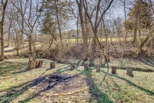 5318 Brookswood Rd, Crestwood, KY 40014