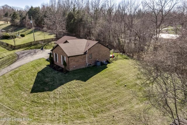 5318 Brookswood Rd, Crestwood, KY 40014