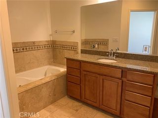 9301 Shirley Avenue #13, Northridge (los Angeles), CA 91324