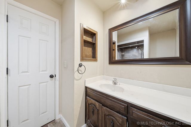 520 Ridgewood, Pryor, OK 74361