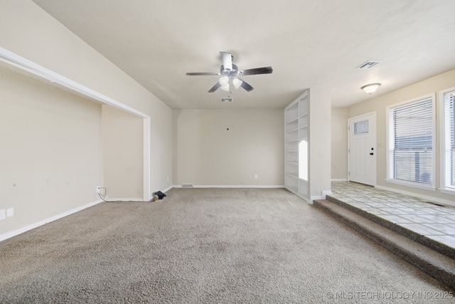 520 Ridgewood, Pryor, OK 74361