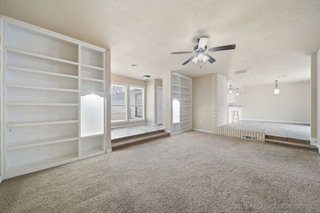 520 Ridgewood, Pryor, OK 74361