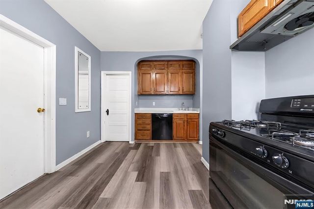 16 Madison Avenue, Clifton, NJ 07011