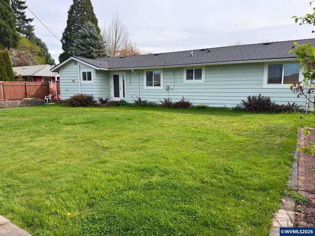 4925 SW Dakota Av, Corvallis, OR 97333