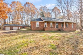 6861 Reidville Road, Woodruff, SC 29388