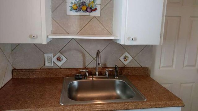 826 Arianna Street NW, Grand Rapids, MI 49504