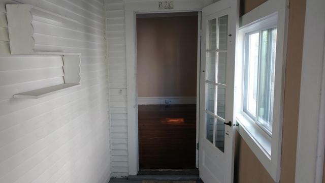 826 Arianna Street NW, Grand Rapids, MI 49504