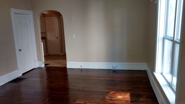 826 Arianna Street NW, Grand Rapids, MI 49504