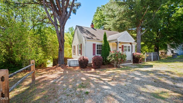 1847 Lower Hopedale Road, Burlington, NC 27217