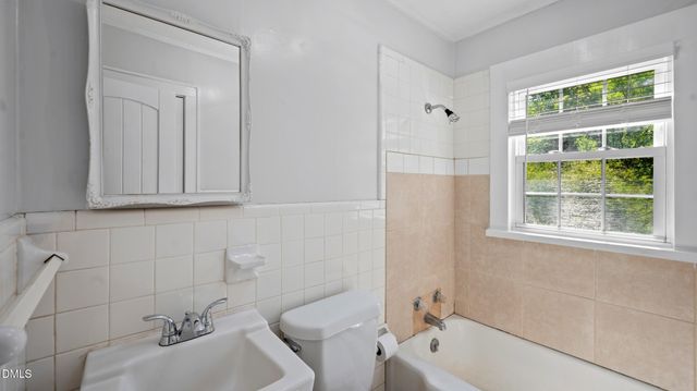 1847 Lower Hopedale Road, Burlington, NC 27217