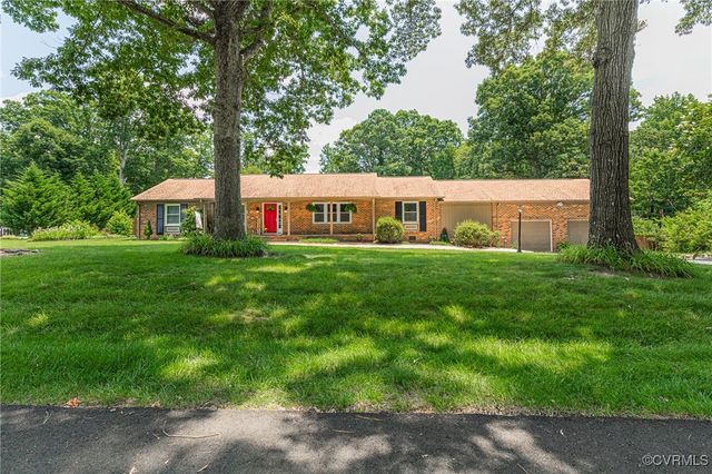 3 Milby Cir, Sandston, VA 23150