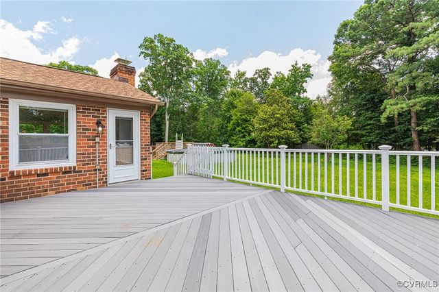 3 Milby Cir, Sandston, VA 23150