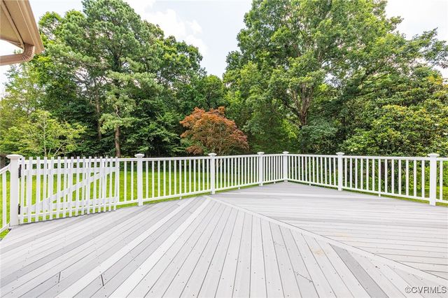 3 Milby Cir, Sandston, VA 23150