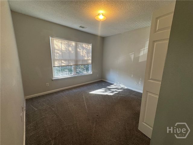 7 Corsair Circle, Port Wentworth, GA 31407