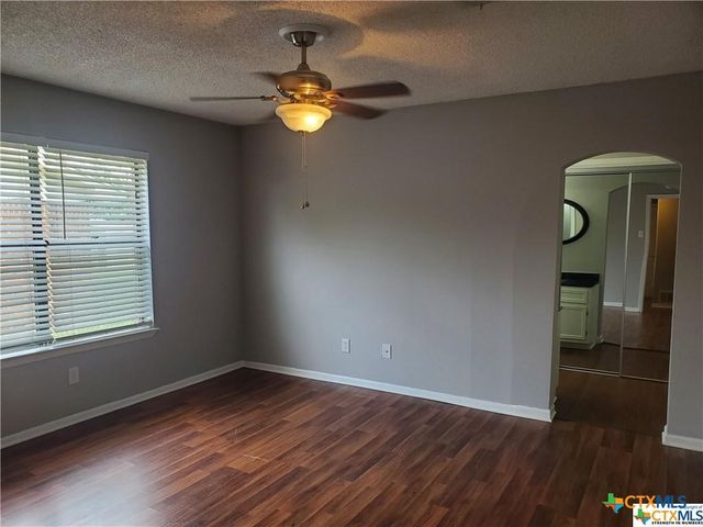 1217 Craig Street, Copperas Cove, TX 76522