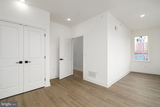 101 ELLSWORTH ST, Philadelphia, PA 19147