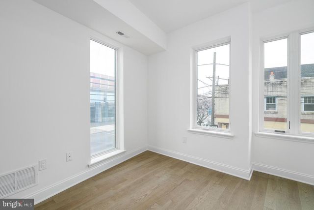 101 ELLSWORTH ST, Philadelphia, PA 19147