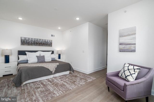 101 ELLSWORTH ST, Philadelphia, PA 19147