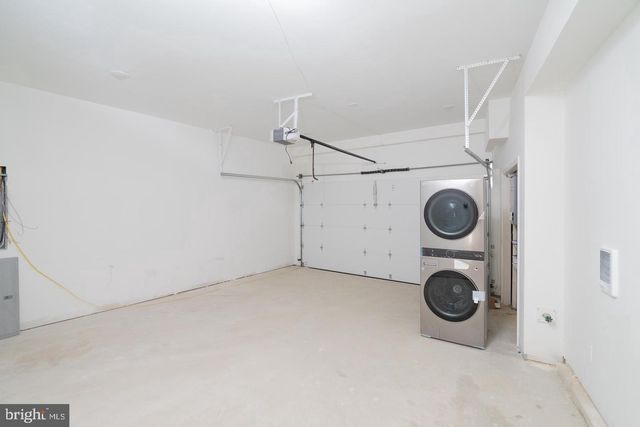 101 ELLSWORTH ST, Philadelphia, PA 19147