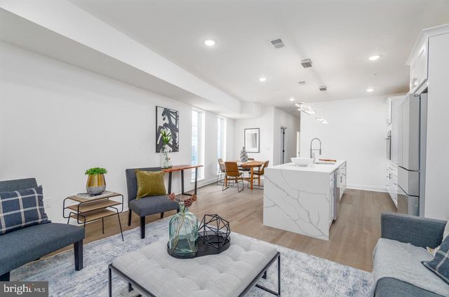 101 ELLSWORTH ST, Philadelphia, PA 19147