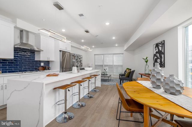 101 ELLSWORTH ST, Philadelphia, PA 19147