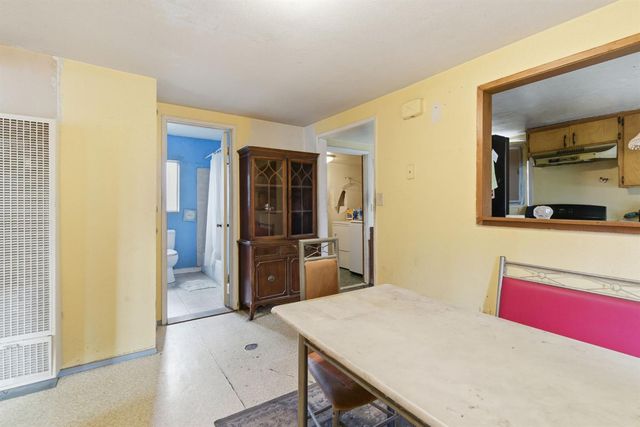 205 3rd St, Ripon, CA 95366