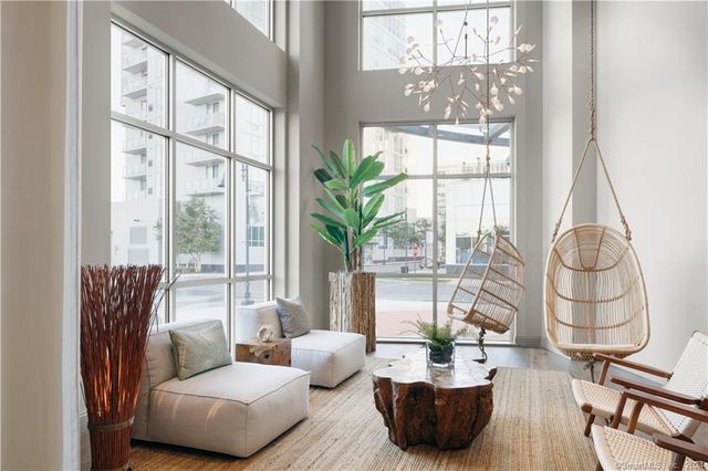 850 South Pacific Street 2001, Stamford, CT 06902