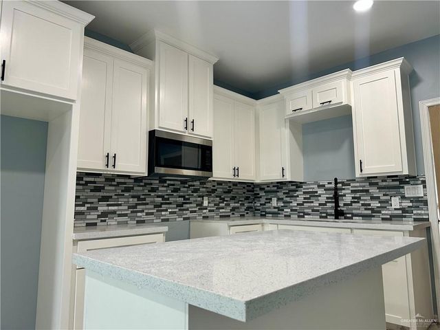 704 Heaven Street, Weslaco, TX 78599