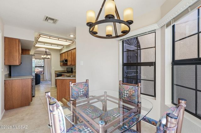 13974 N Green Tree Drive, Oro Valley, AZ 85755